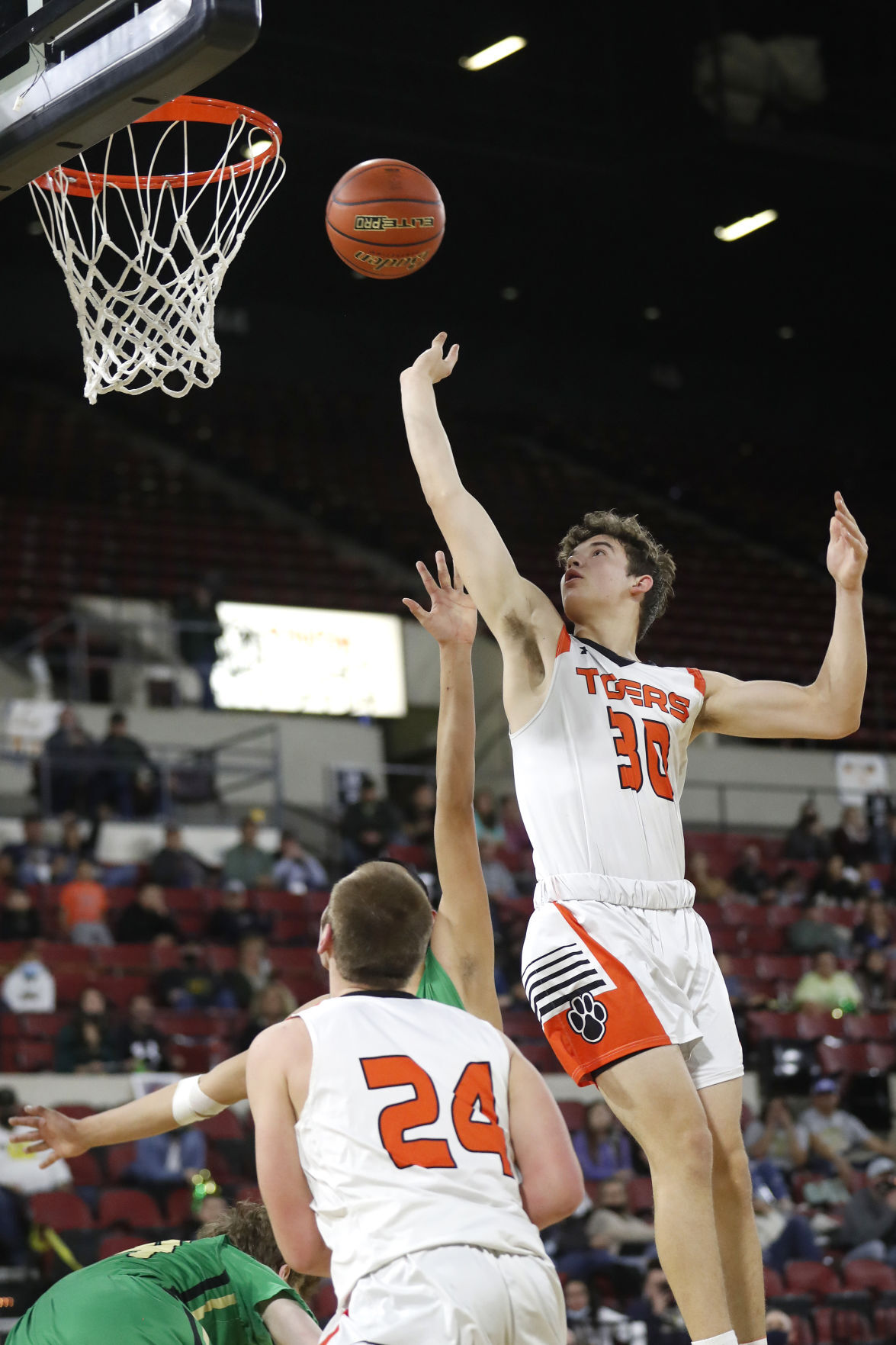 Manhattan v Colstrip boys Southern B Divisional